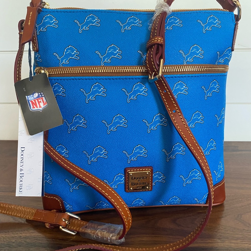 Dooney and Bourke NFL Lions Crossbody Handbag NWT